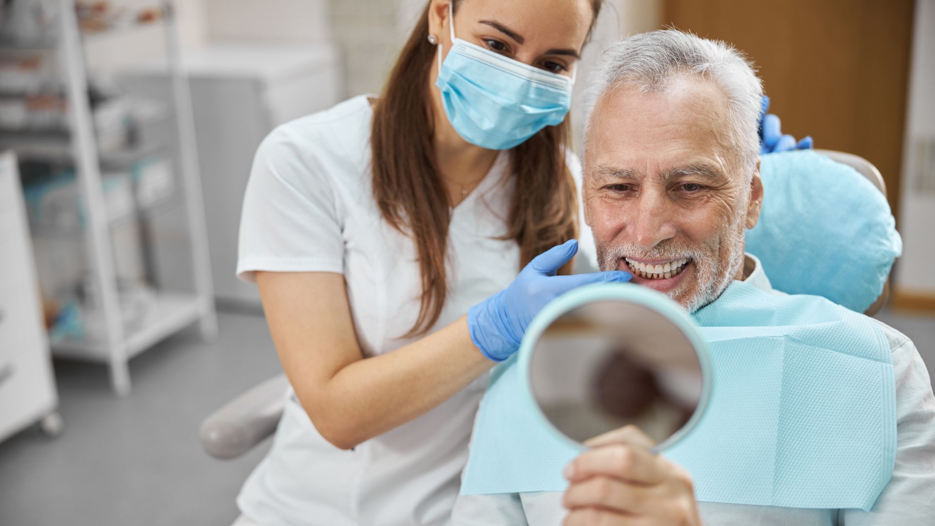 Why Choose Renova Therapies for Dental Implants in Mexico