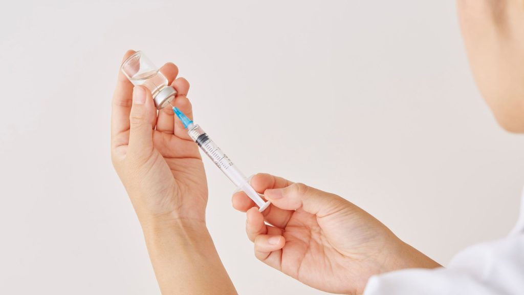 Stem Cell Shots in the Knee A Complete Guide to Pain Relief and Joint Regeneration