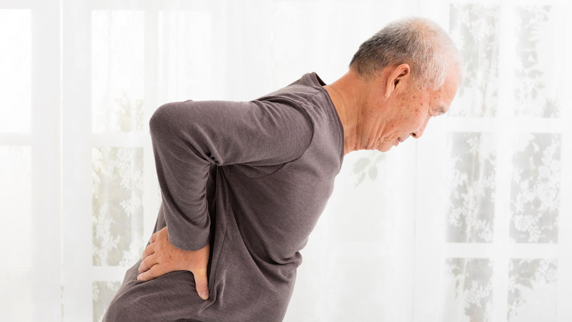 Understanding the Basics of Herniated Disc Stem Cell Treatment