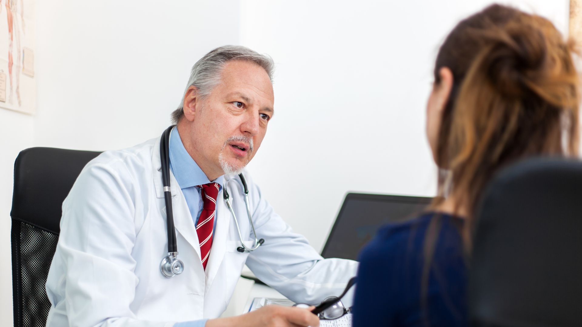 Comparing Stem Cell Therapy to Traditional Treatments